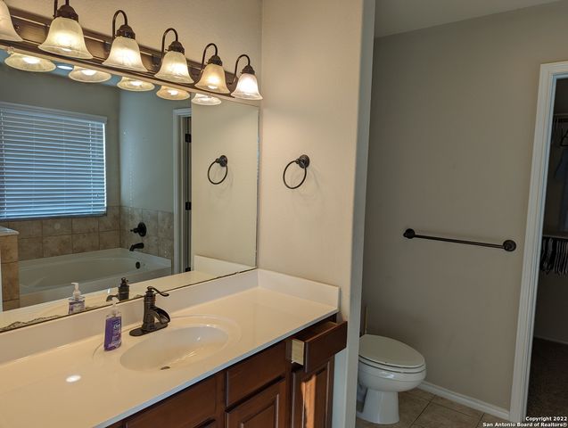 9714 Acadian dr, San Antonio, TX 78245