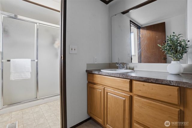 729 NE Pinecrest Drive, Bremerton, WA 98311