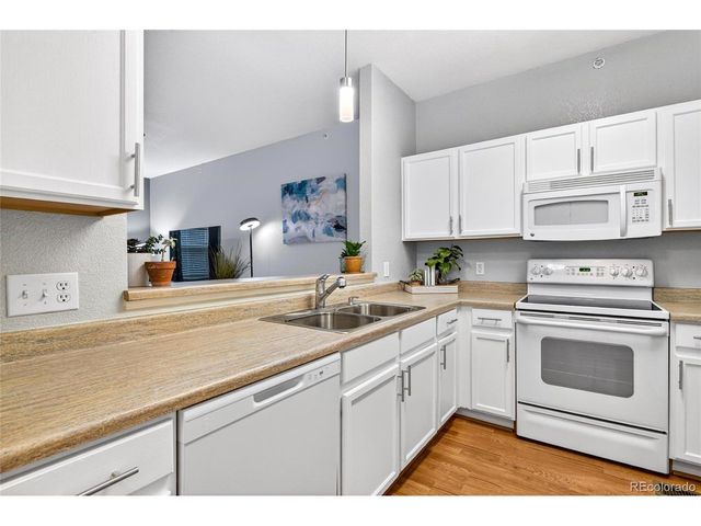 9758 Laredo St 28-28C, Commerce City, CO 80022