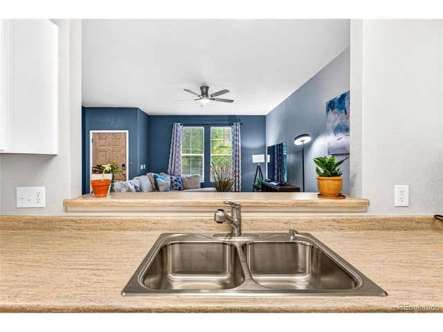 9758 Laredo St 28-28C, Commerce City, CO 80022