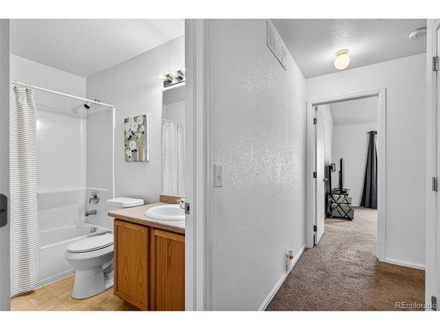 9758 Laredo St 28-28C, Commerce City, CO 80022