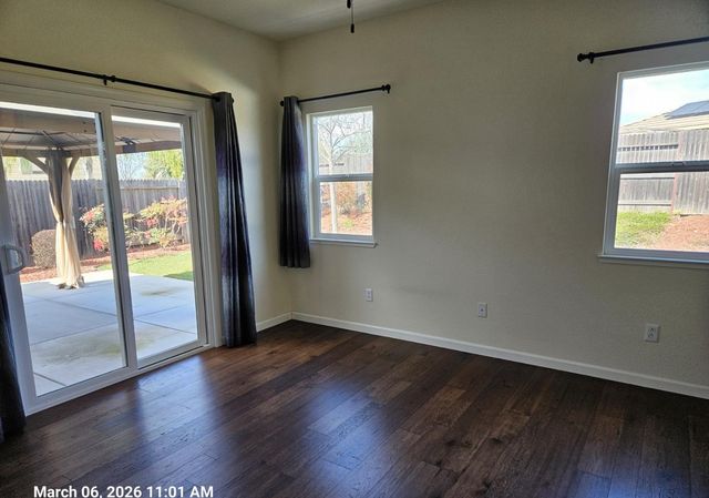 107 Ashworth Dr, Ione, CA 95640