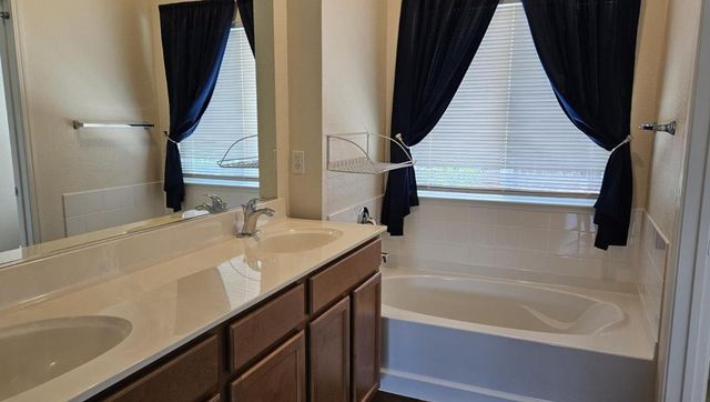 107 Ashworth Dr, Ione, CA 95640