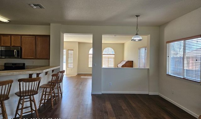 107 Ashworth Dr, Ione, CA 95640