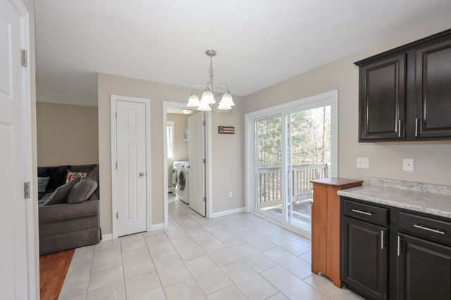 46 Jacqueline Drive, New Ipswich, NH 03071