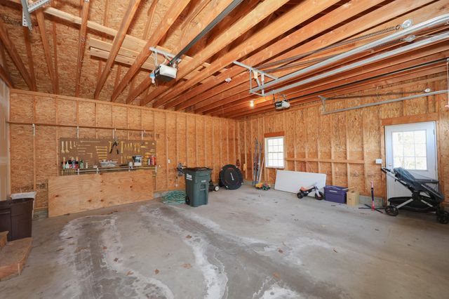 46 Jacqueline Drive, New Ipswich, NH 03071