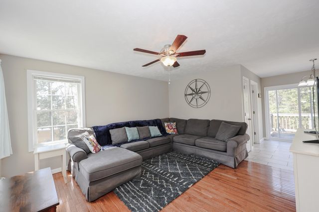 46 Jacqueline Drive, New Ipswich, NH 03071
