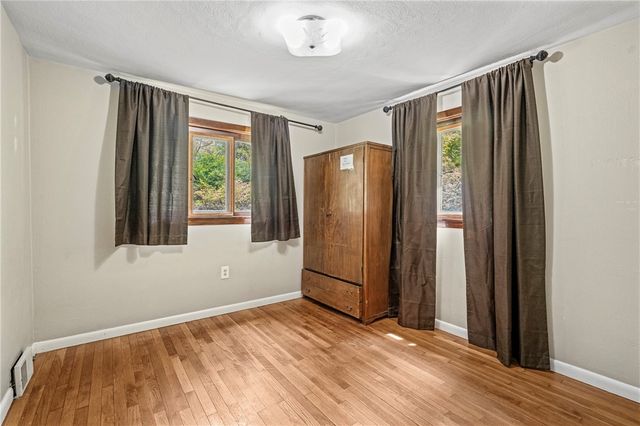 311 Redgate Rd, Aleppo, PA 15143