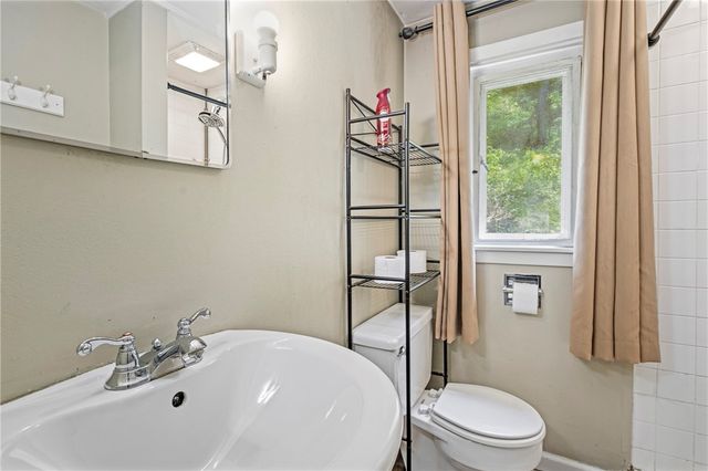311 Redgate Rd, Aleppo, PA 15143