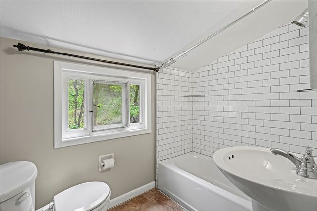 311 Redgate Rd, Aleppo, PA 15143