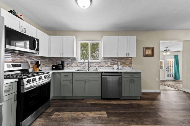 616 Edith Drive, Belen, NM 87002