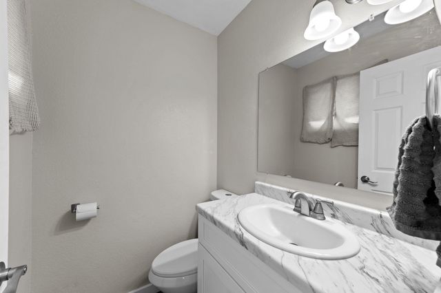 616 Edith Drive, Belen, NM 87002