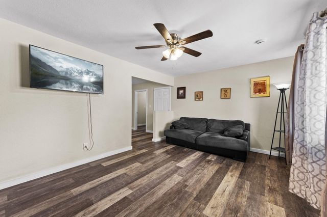 616 Edith Drive, Belen, NM 87002