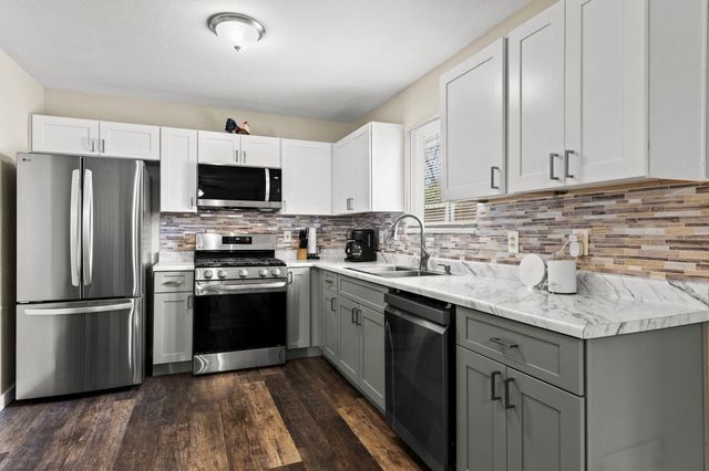616 Edith Drive, Belen, NM 87002