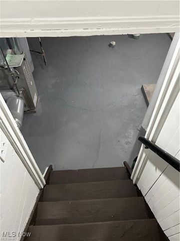 15630 Holmes Avenue Up, Cleveland, OH 44110