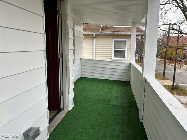 15630 Holmes Avenue Up, Cleveland, OH 44110