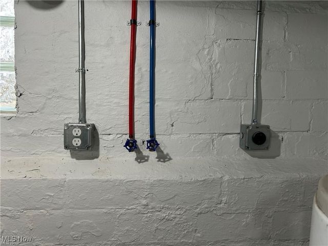 15630 Holmes Avenue Up, Cleveland, OH 44110