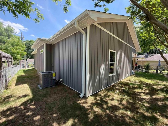 717 Burton Street, Benton, AR 72015