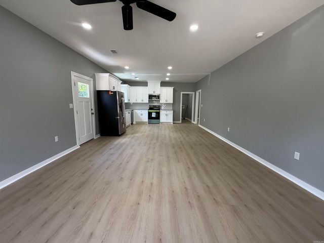 717 Burton Street, Benton, AR 72015
