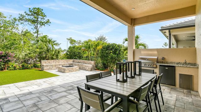 13777 SE BLACKWOOD DRIVE, Port St Lucie, FL 34984