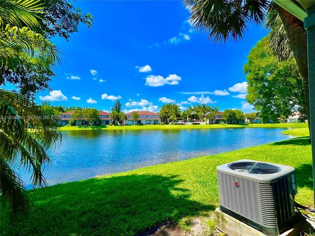 8234 SW 27th St 106, Miramar, FL 33025