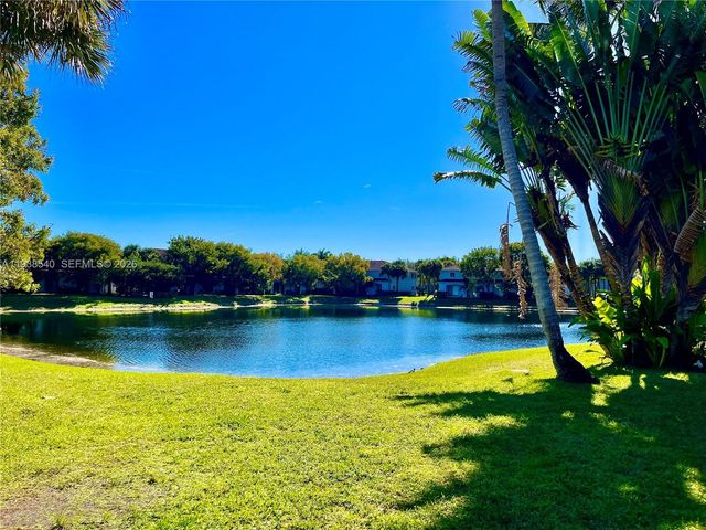 8234 SW 27th St 106, Miramar, FL 33025