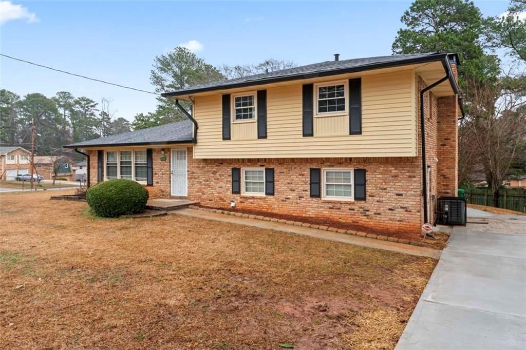 2002 Twin Falls Road, Decatur, GA 30032