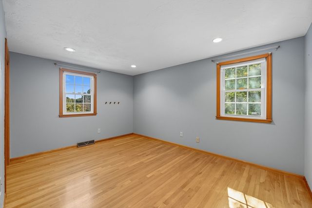 6 White Way, Stoughton, MA 02072