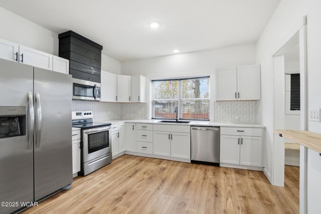 745 Richie Avenue, Lima, OH 45801