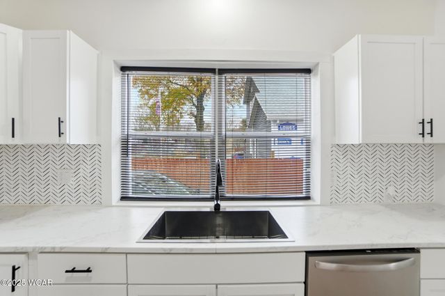 745 Richie Avenue, Lima, OH 45801