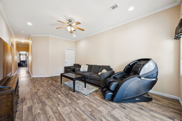 113 Draper Drive, Springtown, TX 76082