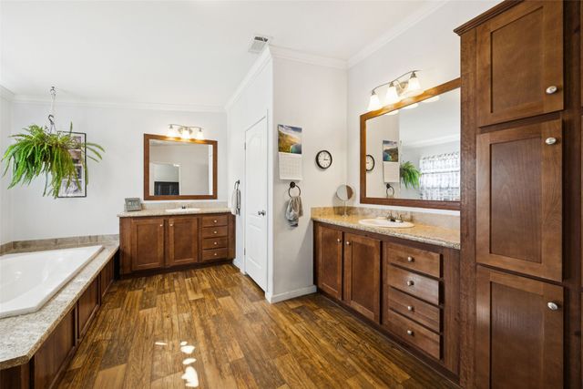 113 Draper Drive, Springtown, TX 76082