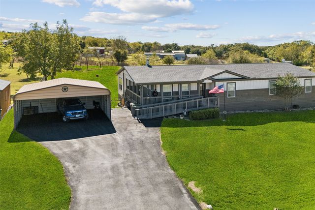 113 Draper Drive, Springtown, TX 76082