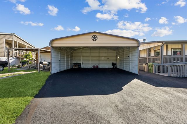 113 Draper Drive, Springtown, TX 76082