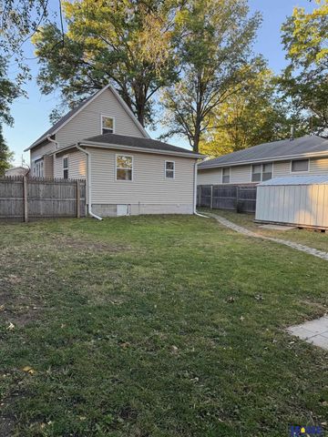 6336 Fremont Street, Lincoln, NE 68507