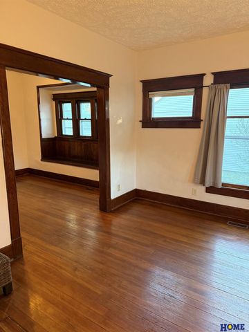 6336 Fremont Street, Lincoln, NE 68507