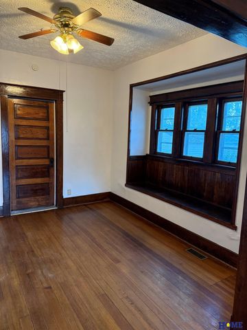 6336 Fremont Street, Lincoln, NE 68507