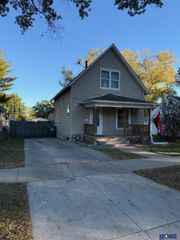 6336 Fremont Street, Lincoln, NE 68507