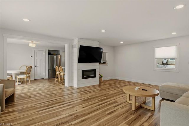 5604 Bunch Road, Oak Ridge, NC 27310