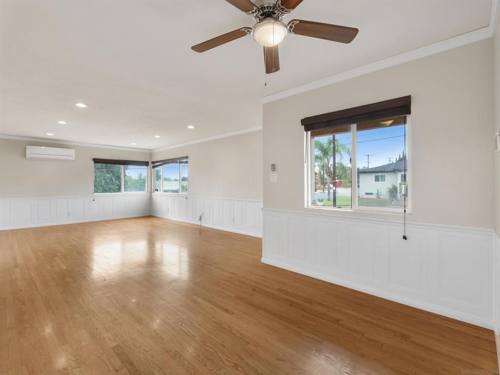 Image 8 of property listing at 7854 Alton Dr, Lemon Grove, CA 91945