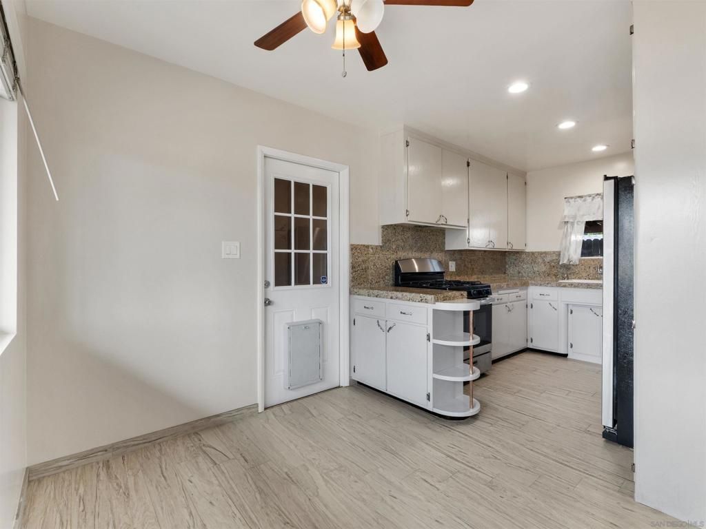 Image 9 of property listing at 7854 Alton Dr, Lemon Grove, CA 91945