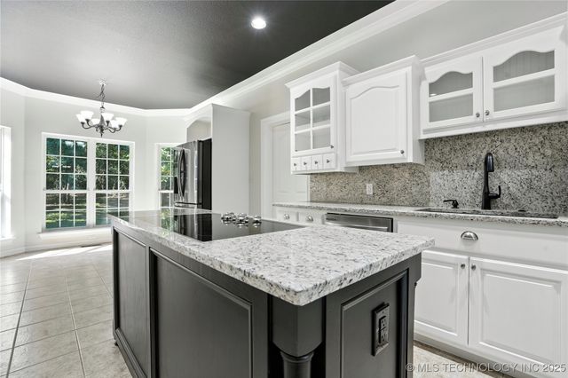 6490 Lindsay Drive, Sapulpa, OK 74066