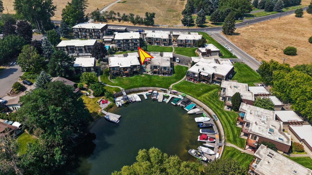 305 S Liberty Lake Rd, Liberty Lake, WA 99019 photo 4