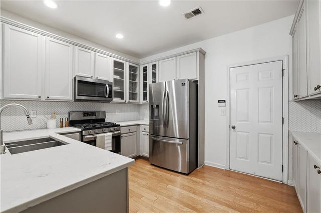 969 Brownstone Lane 18, Marietta, GA 30008