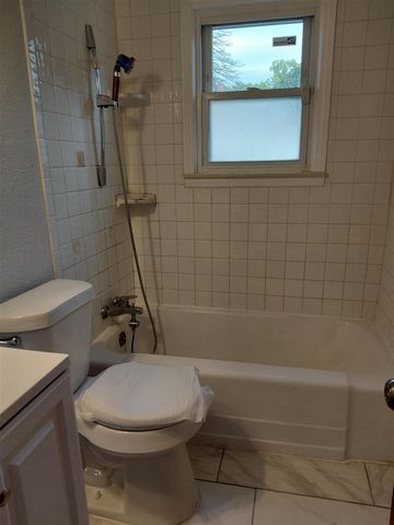 2952 Nathan Avenue, Flint, MI 48506