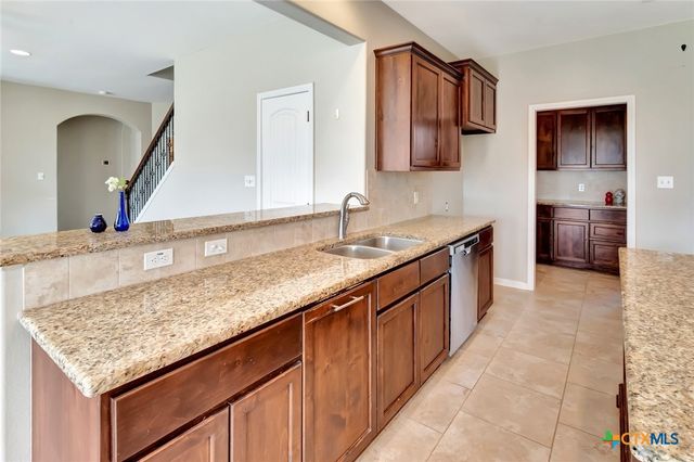 115 Copper Rock Cove, Victoria, TX 77904