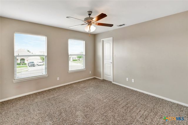 115 Copper Rock Cove, Victoria, TX 77904