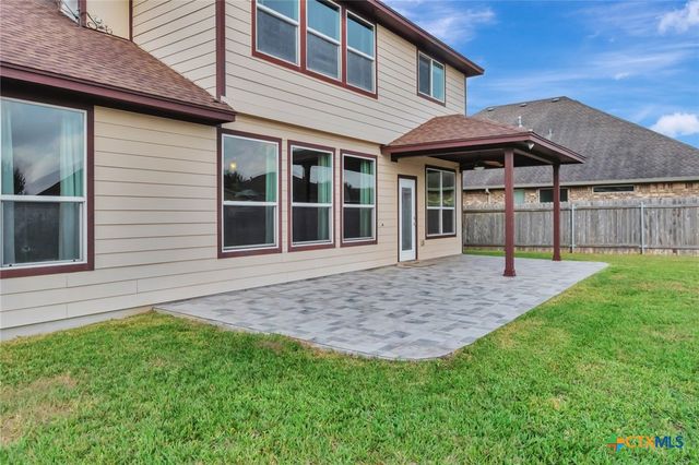 115 Copper Rock Cove, Victoria, TX 77904