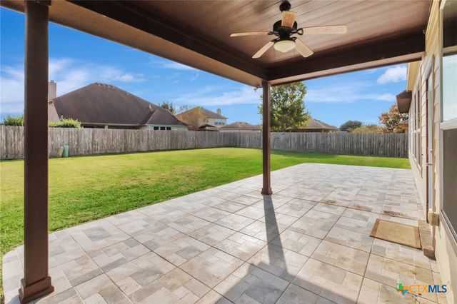 115 Copper Rock Cove, Victoria, TX 77904