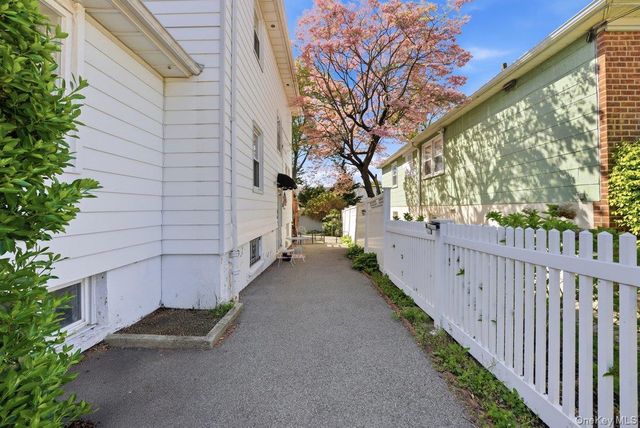 7 Byron Avenue, Yonkers, NY 10704